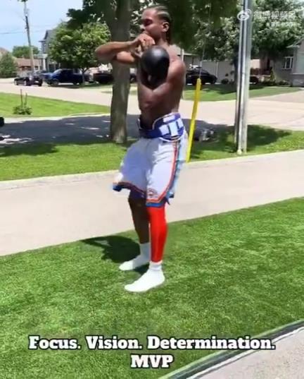 休息時間也在練！SGA就是集專注、信念和決心于一身的MVP球員